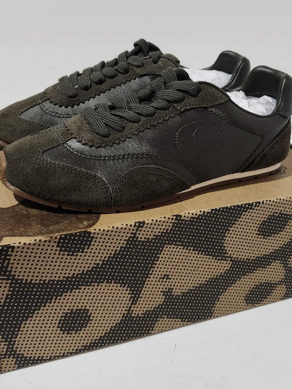 Coach Women's Olive Green Low-Profile Casual Flat Sneakers CCI48 Size 5